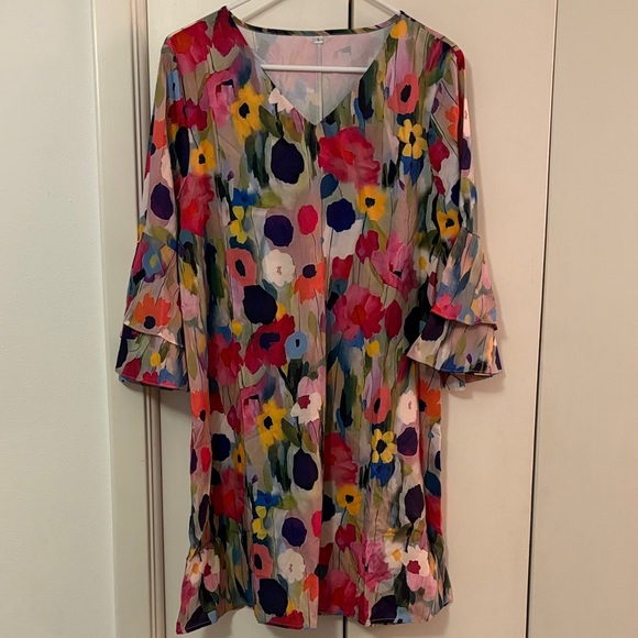 Dresses & Skirts - Floral Multicolor Dress with Ruffle Sleeves